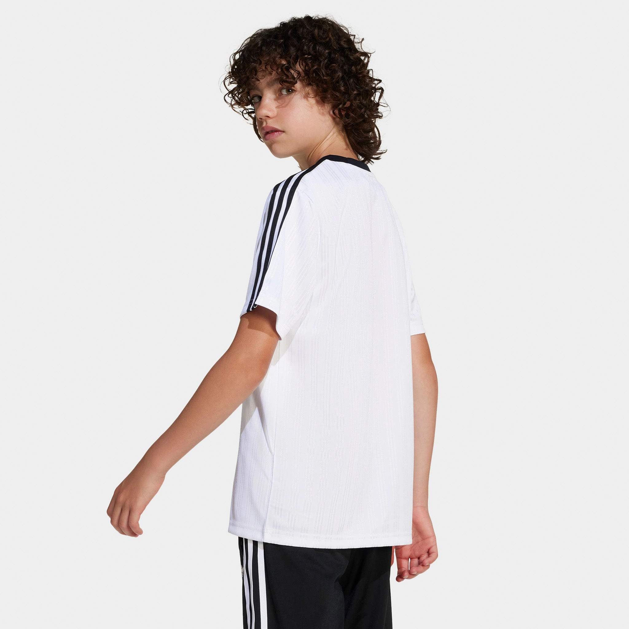adidas Juniors' Adicolor Tee / White