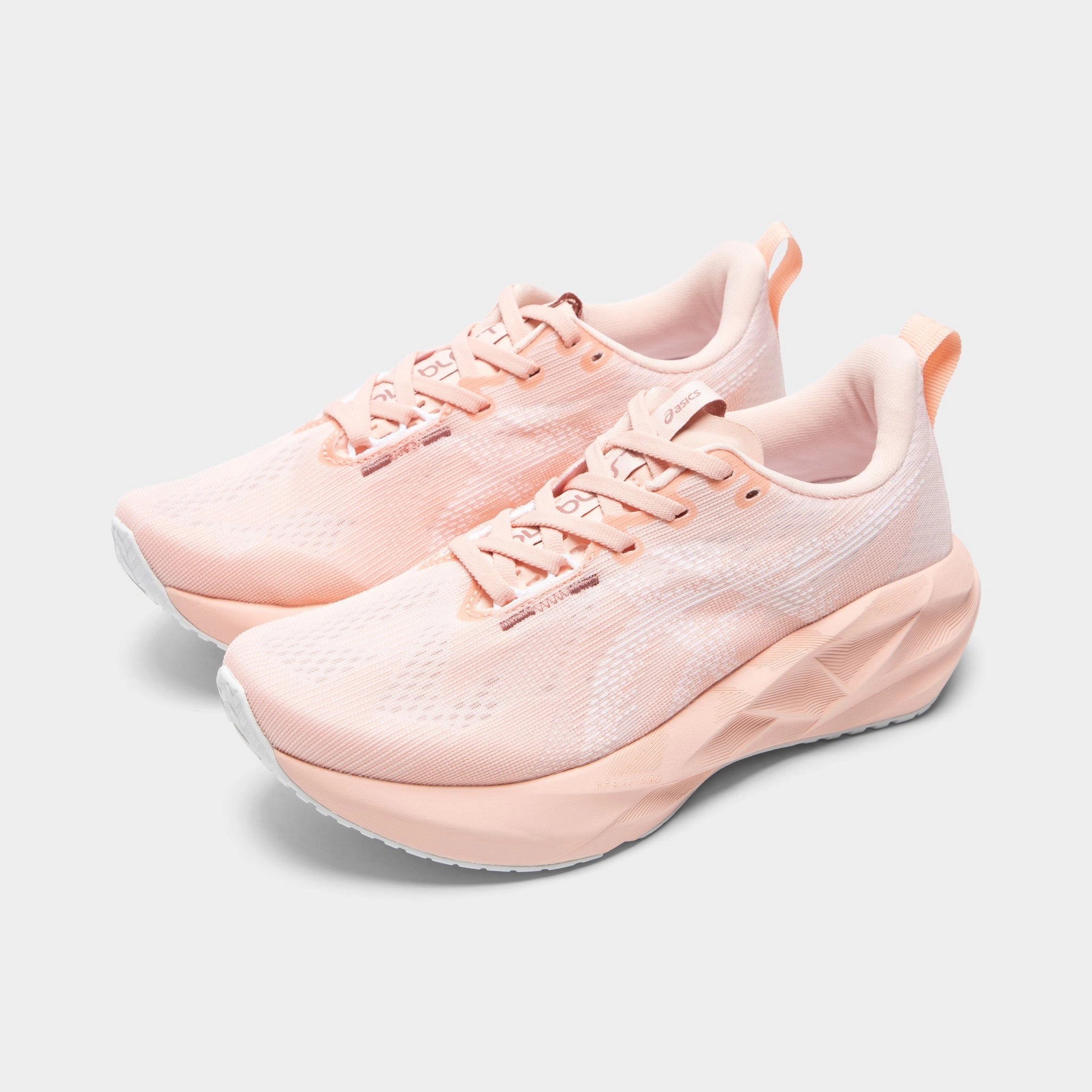 ASICS Women's Novablast 5 Breeze / White