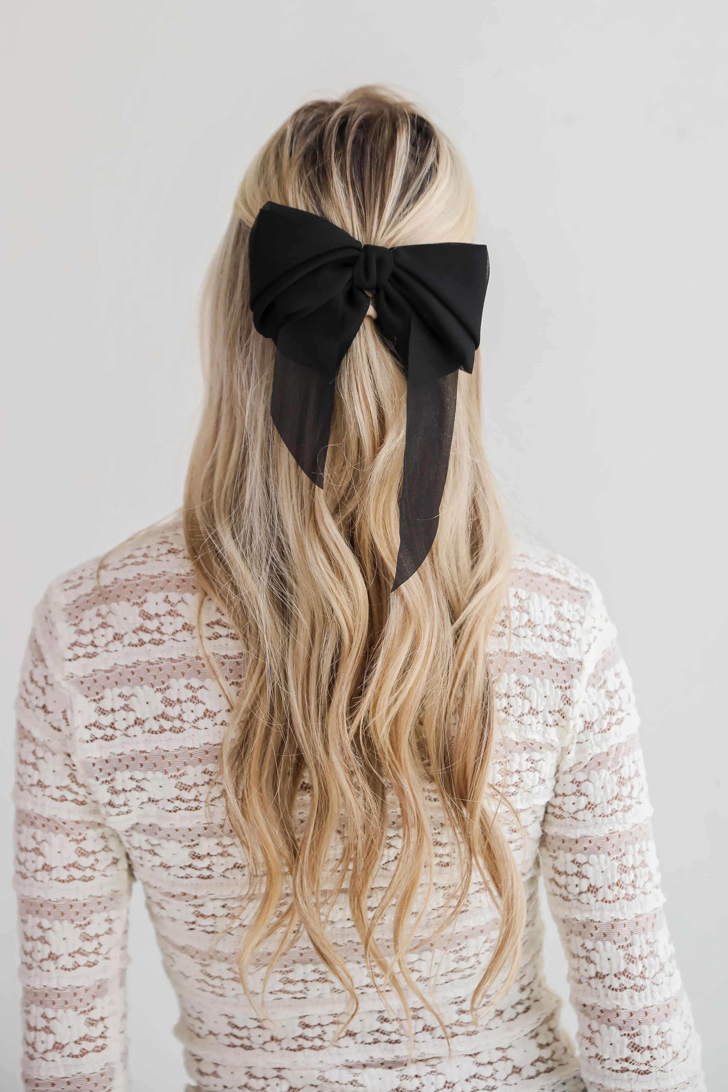 FINAL SALE - Luxe Poise Bow Hair Clip