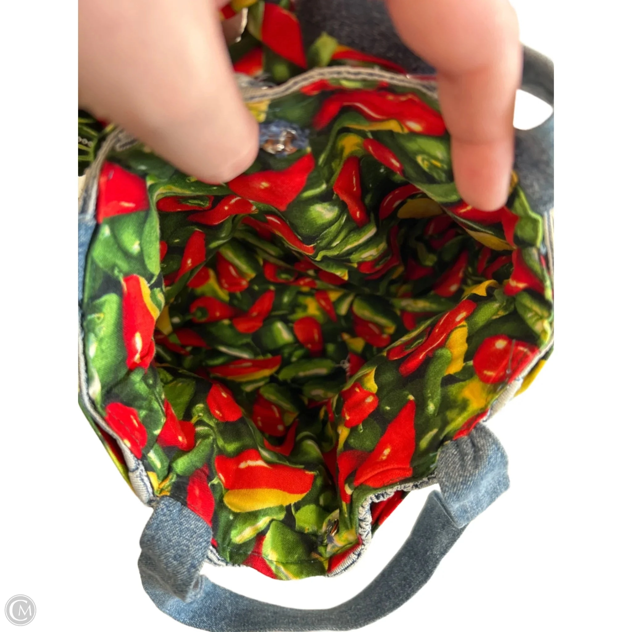 Handbag By Clothes Mentor, Size: Medium