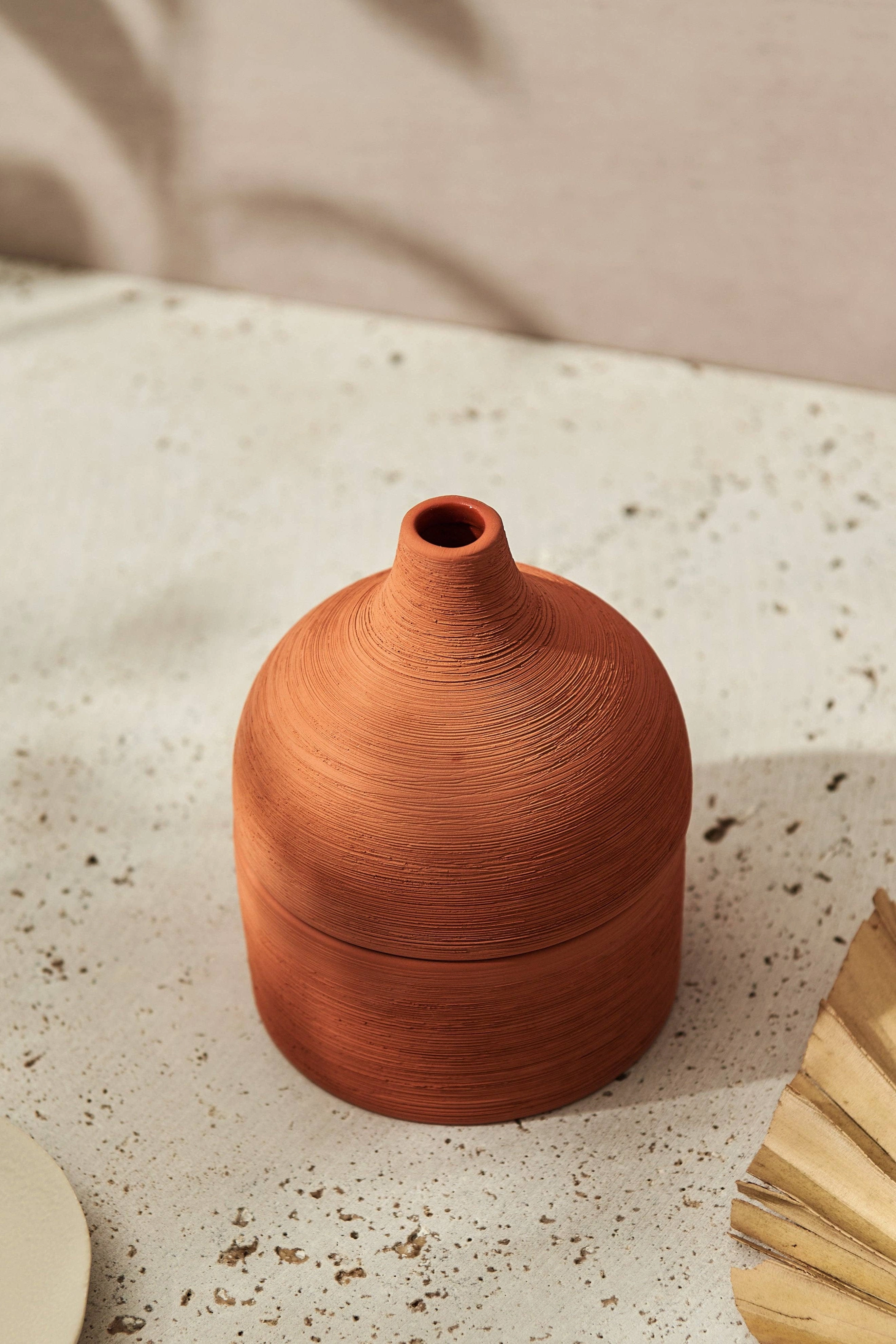Lit By Drew Textured Terracotta Candle Moroccan Amber   Orris Root