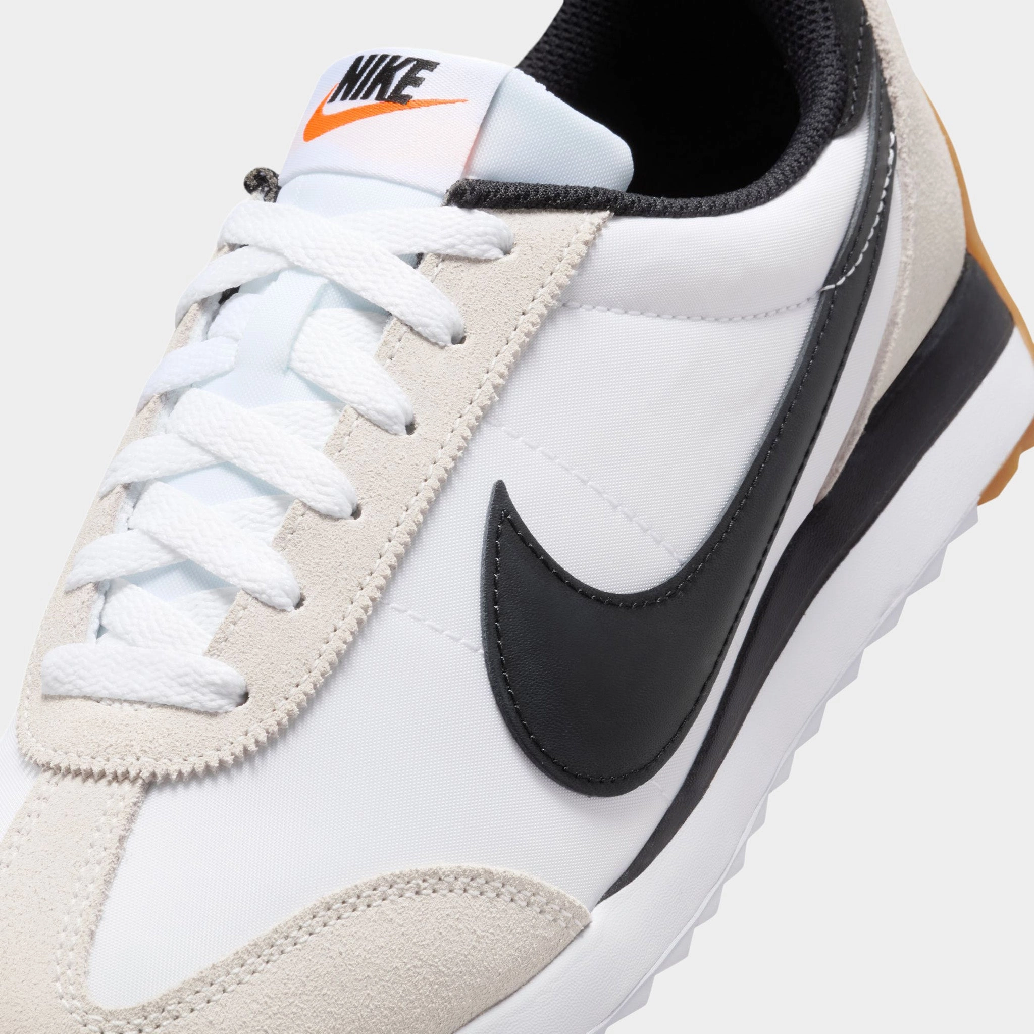Nike Women's Pacific White / Black - Platinum Tint