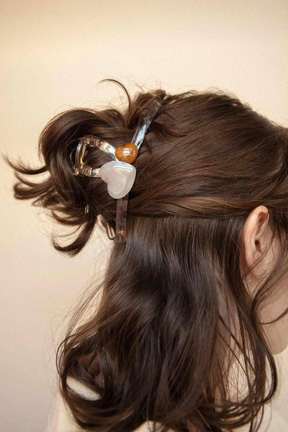 Nyxe | Large Beige Claw Clip w/ Marbled Hearts