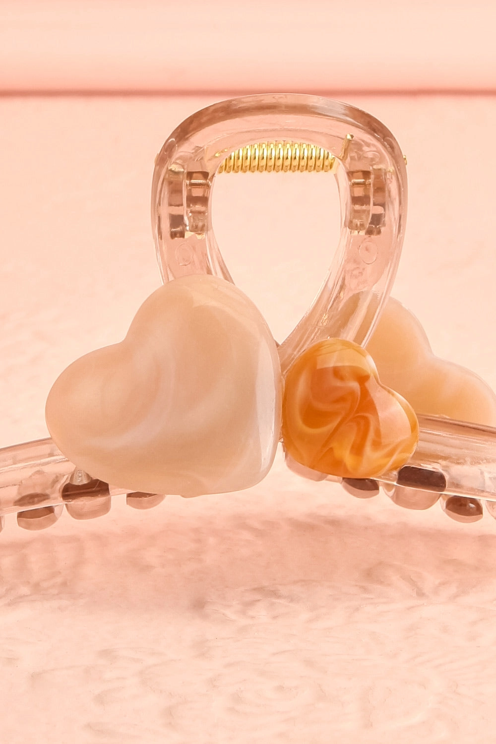 Nyxe | Large Beige Claw Clip w/ Marbled Hearts
