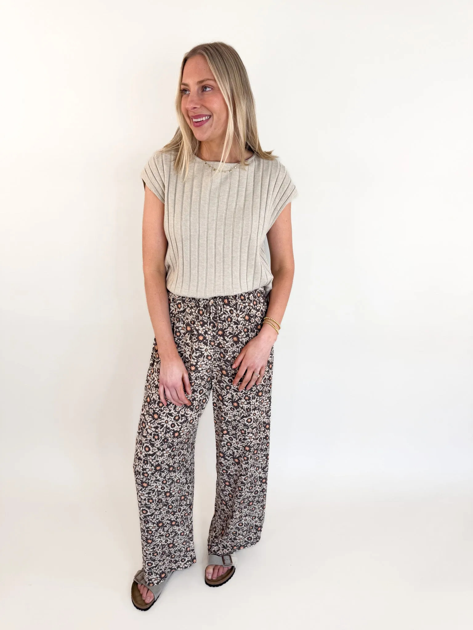 Rider Button Detailed Sleeveless Sweater
