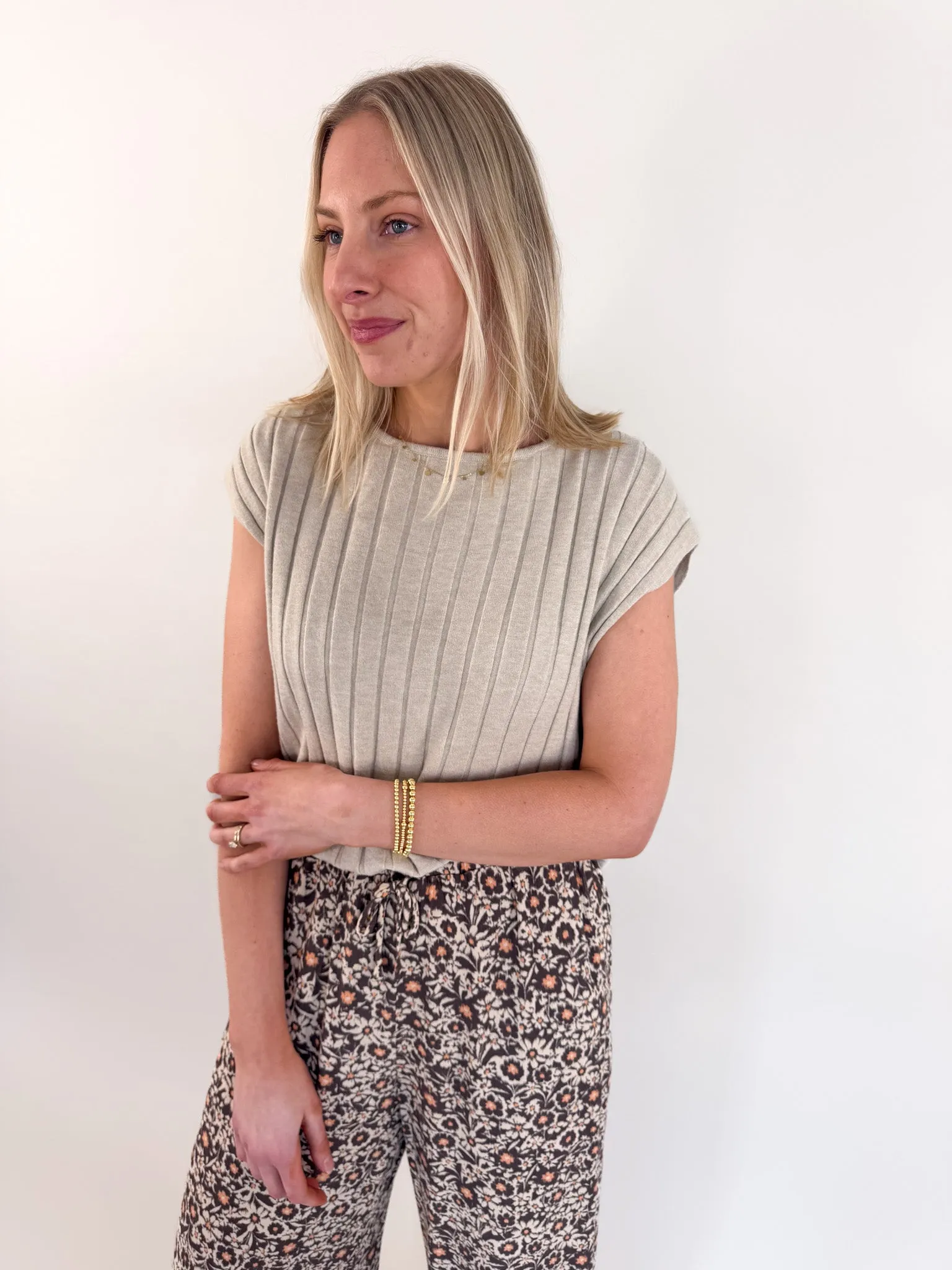 Rider Button Detailed Sleeveless Sweater