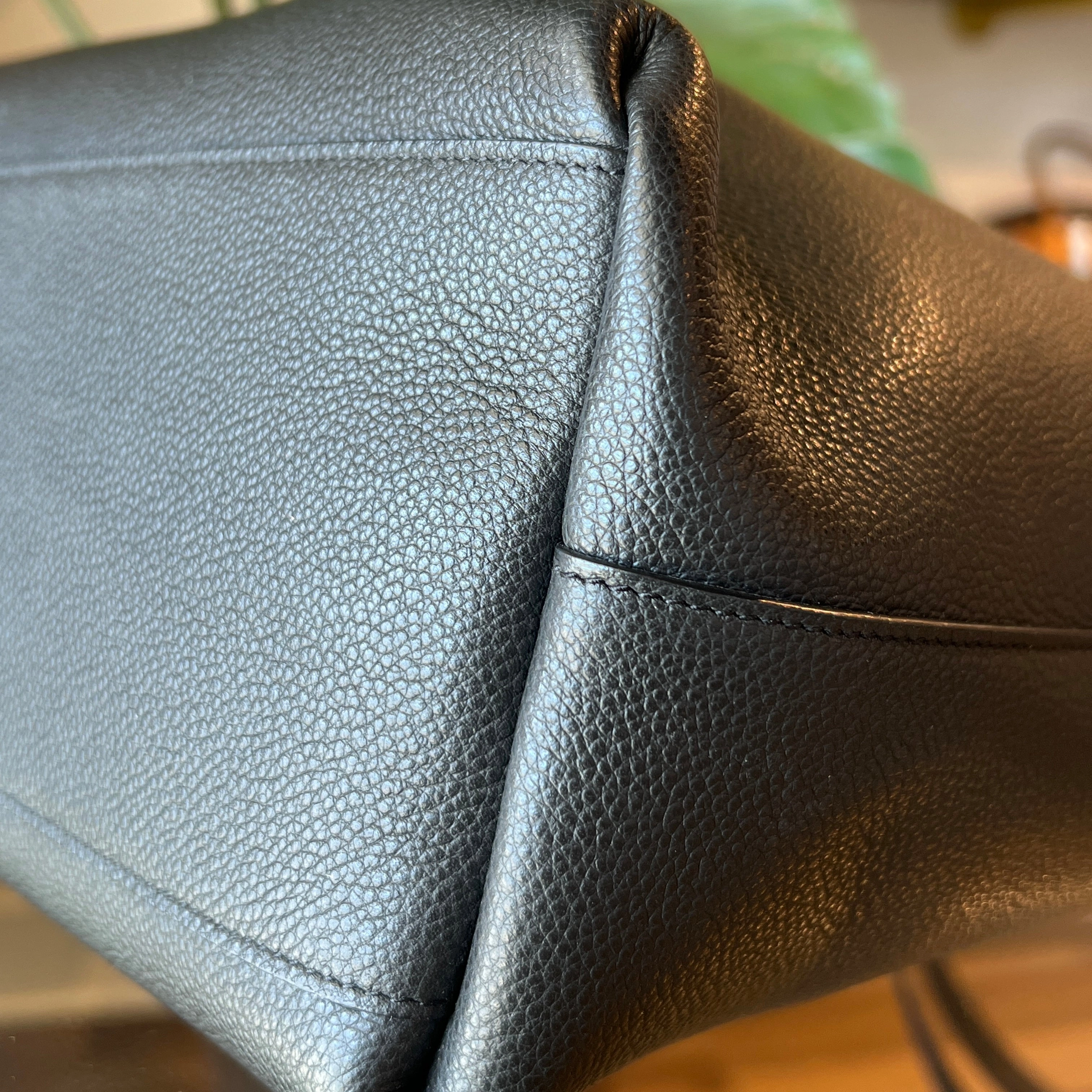 SAINT LAURENT Black Grained Leather N/S Shopping Tote