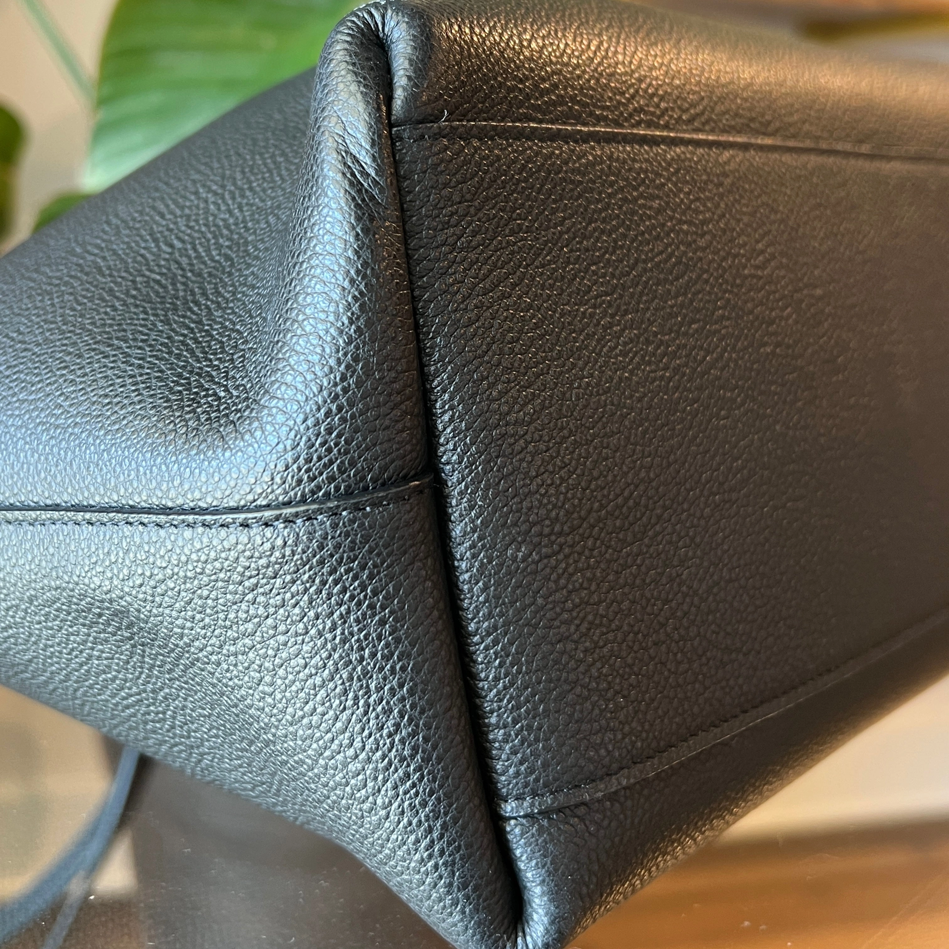 SAINT LAURENT Black Grained Leather N/S Shopping Tote