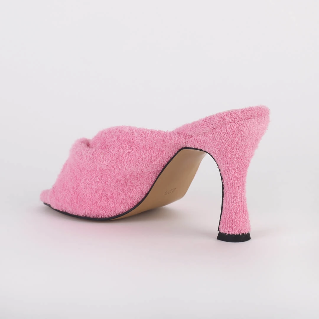 *SCENIC - pink, 8cm size UK 2.5