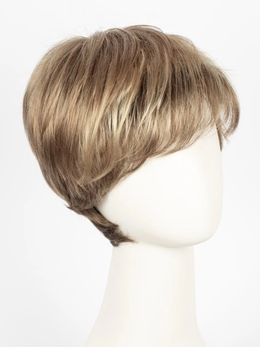 Stop Hi Tec | Short Synthetic Wig (Mono Crown)