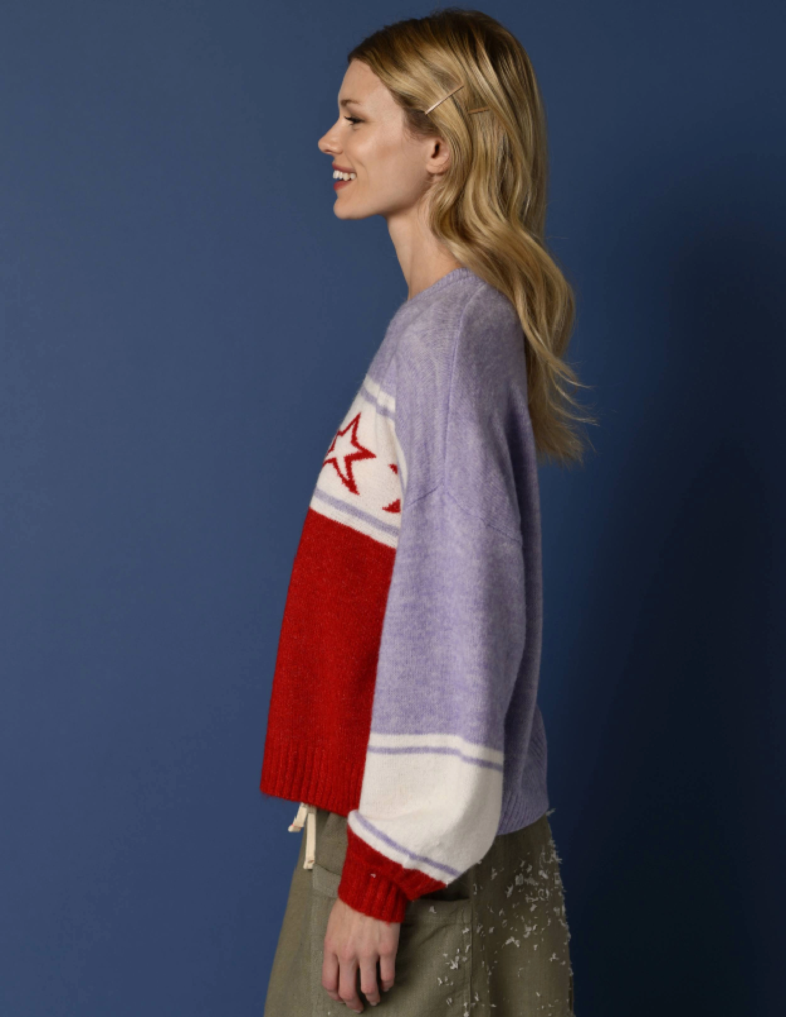 Sundry Star Intarsia Sweater in Flare Red