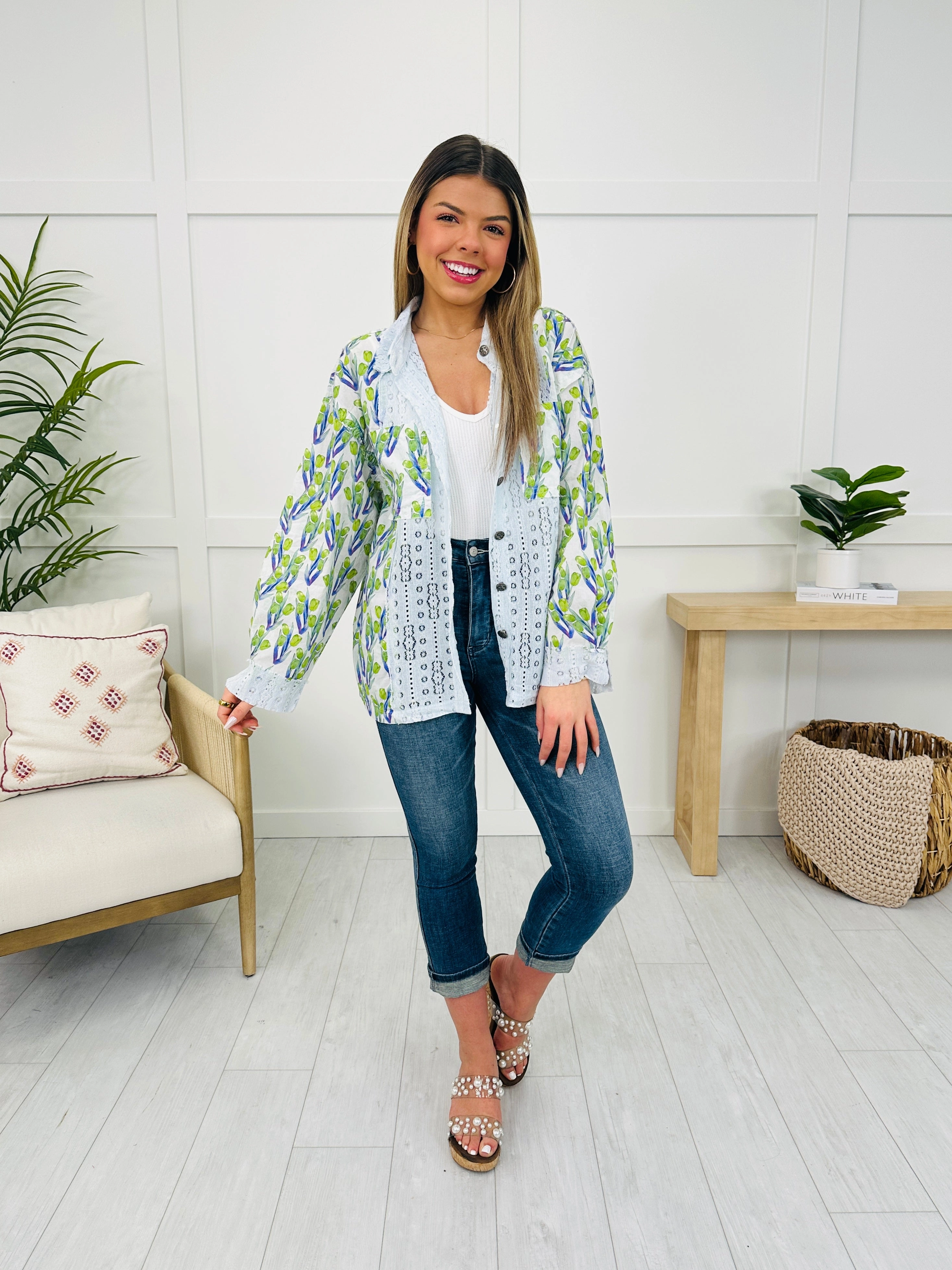 Swaying Palms Top In Blue Multi