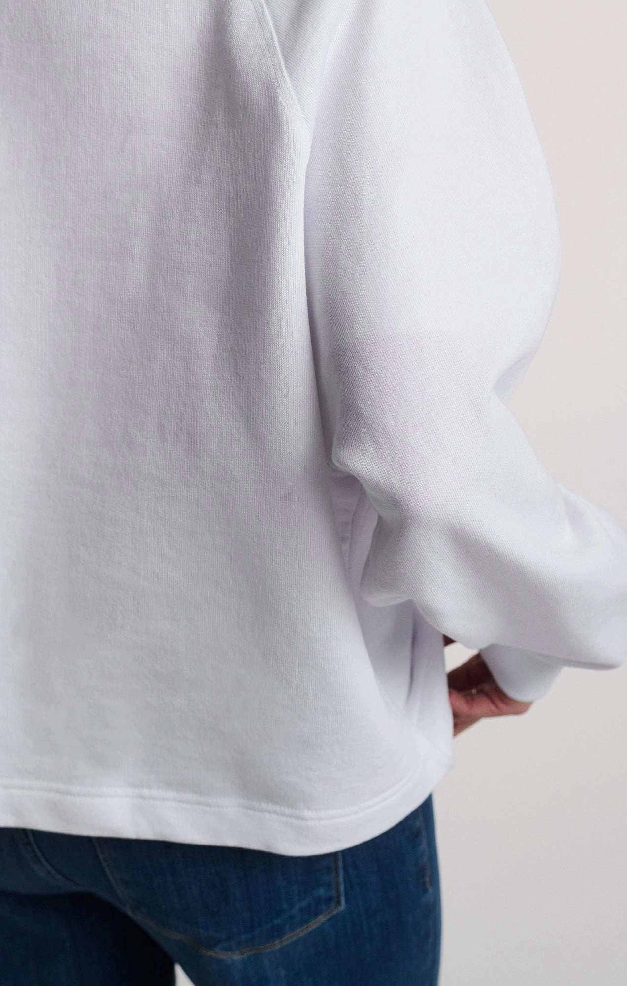 SWEATSHIRT IN WHITE