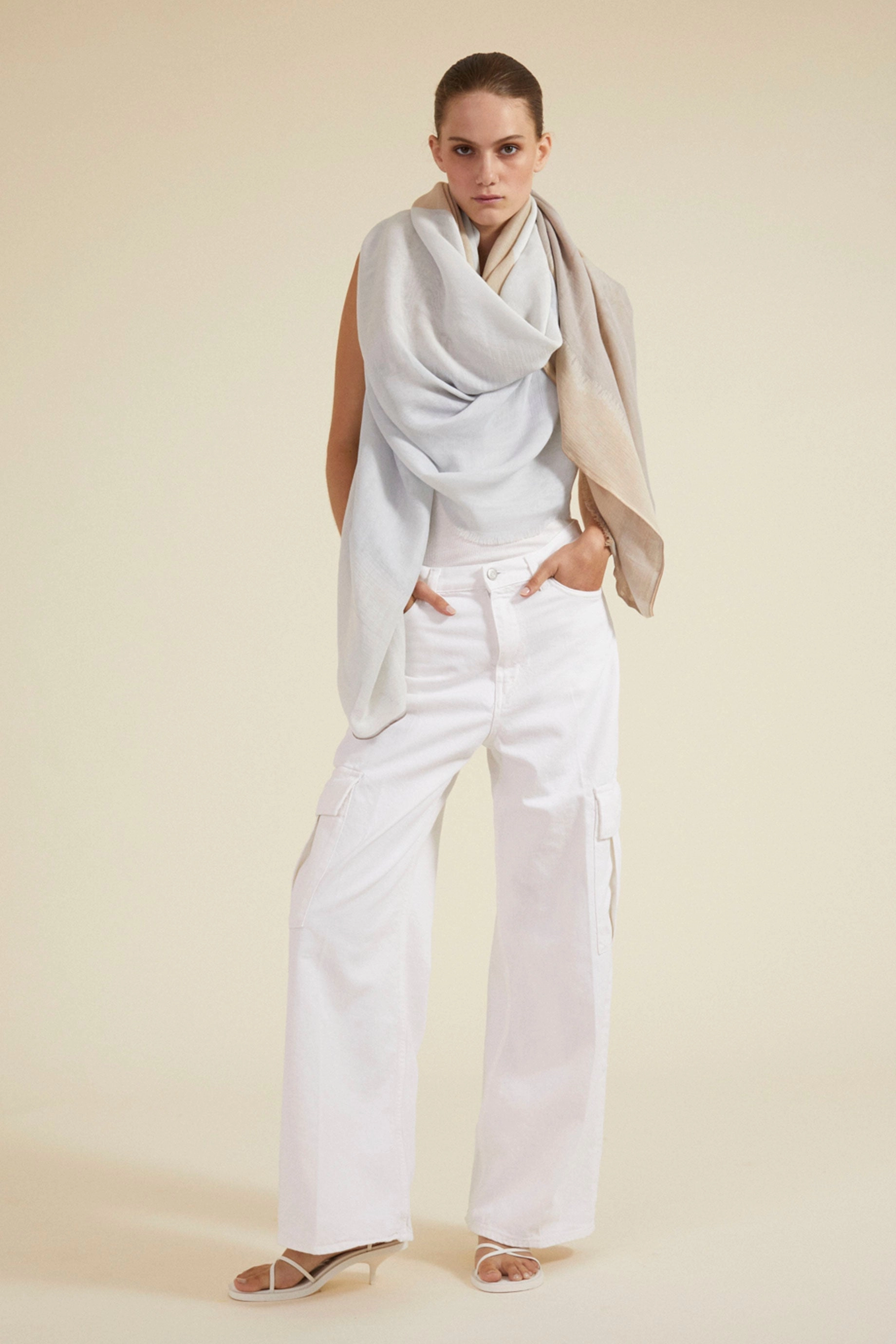 Traits Jade Scarf - Ivory