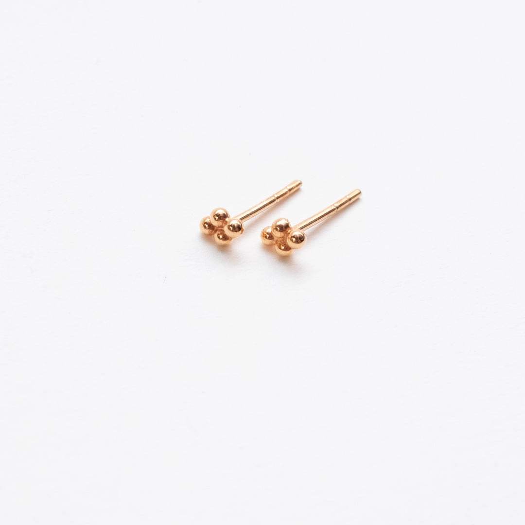Vana Studs