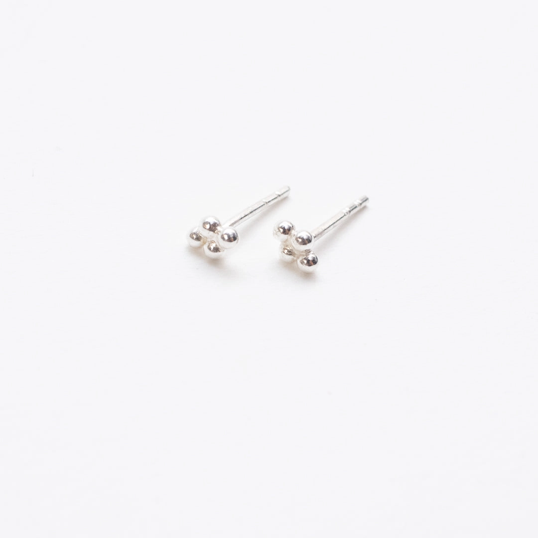 Vana Studs