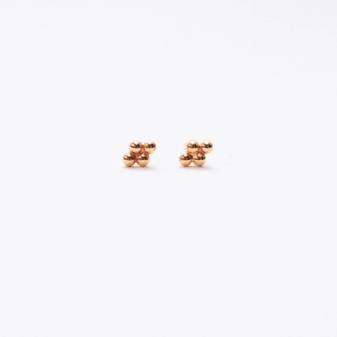 Vana Studs