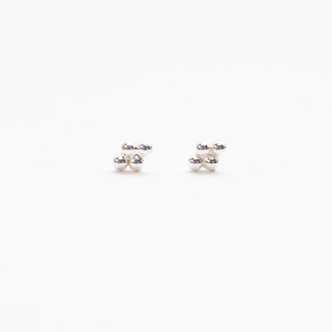 Vana Studs