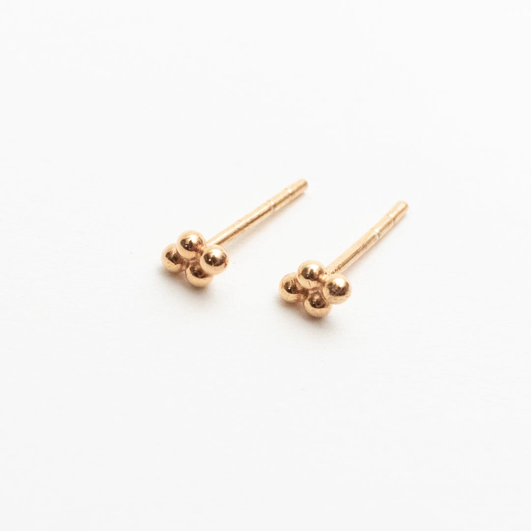 Vana Studs