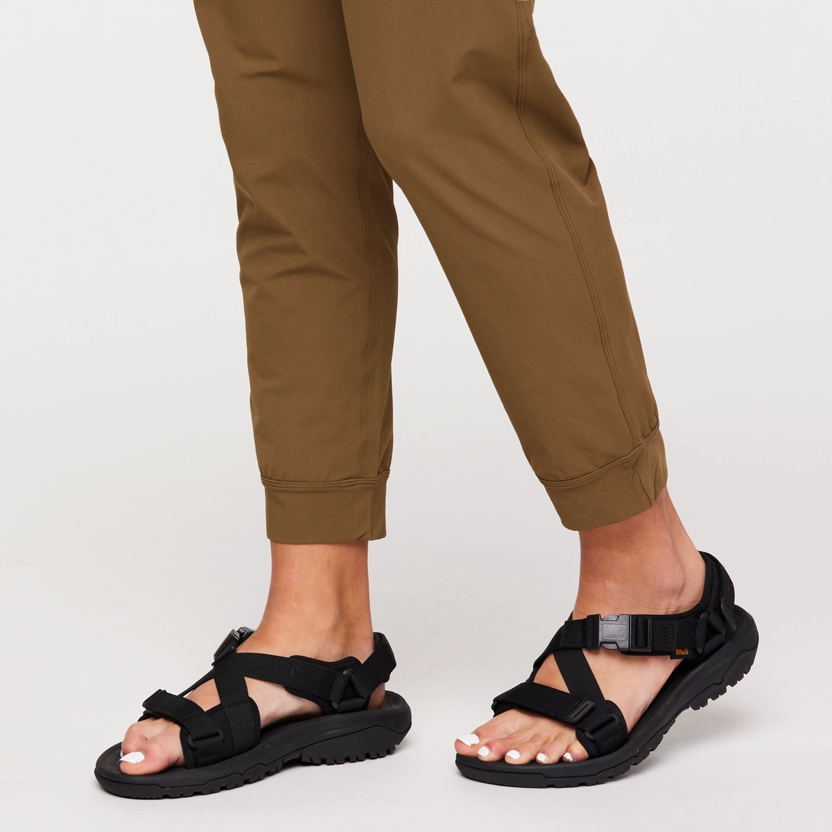 Veza Adventure Jogger - Women's