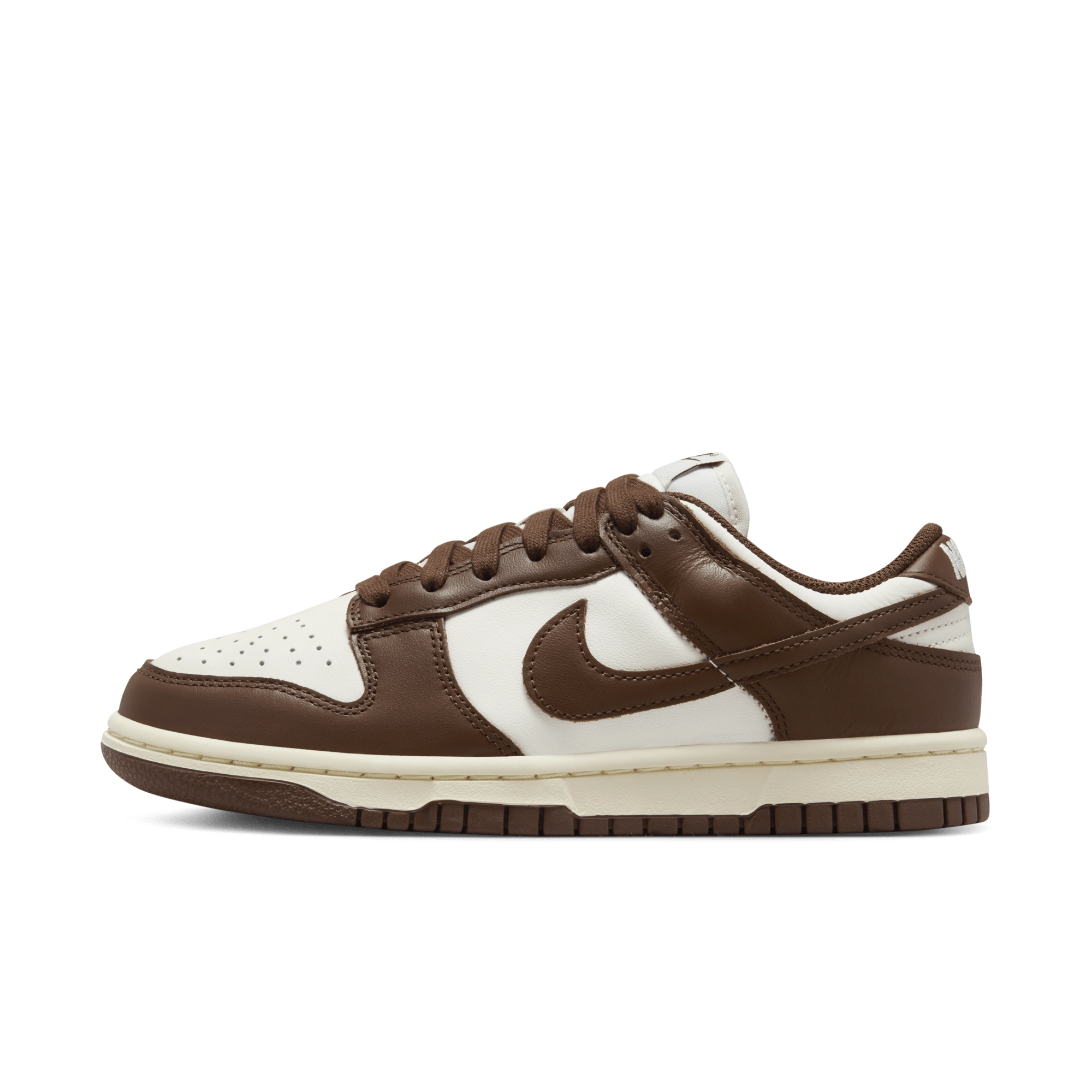 W Dunk Low