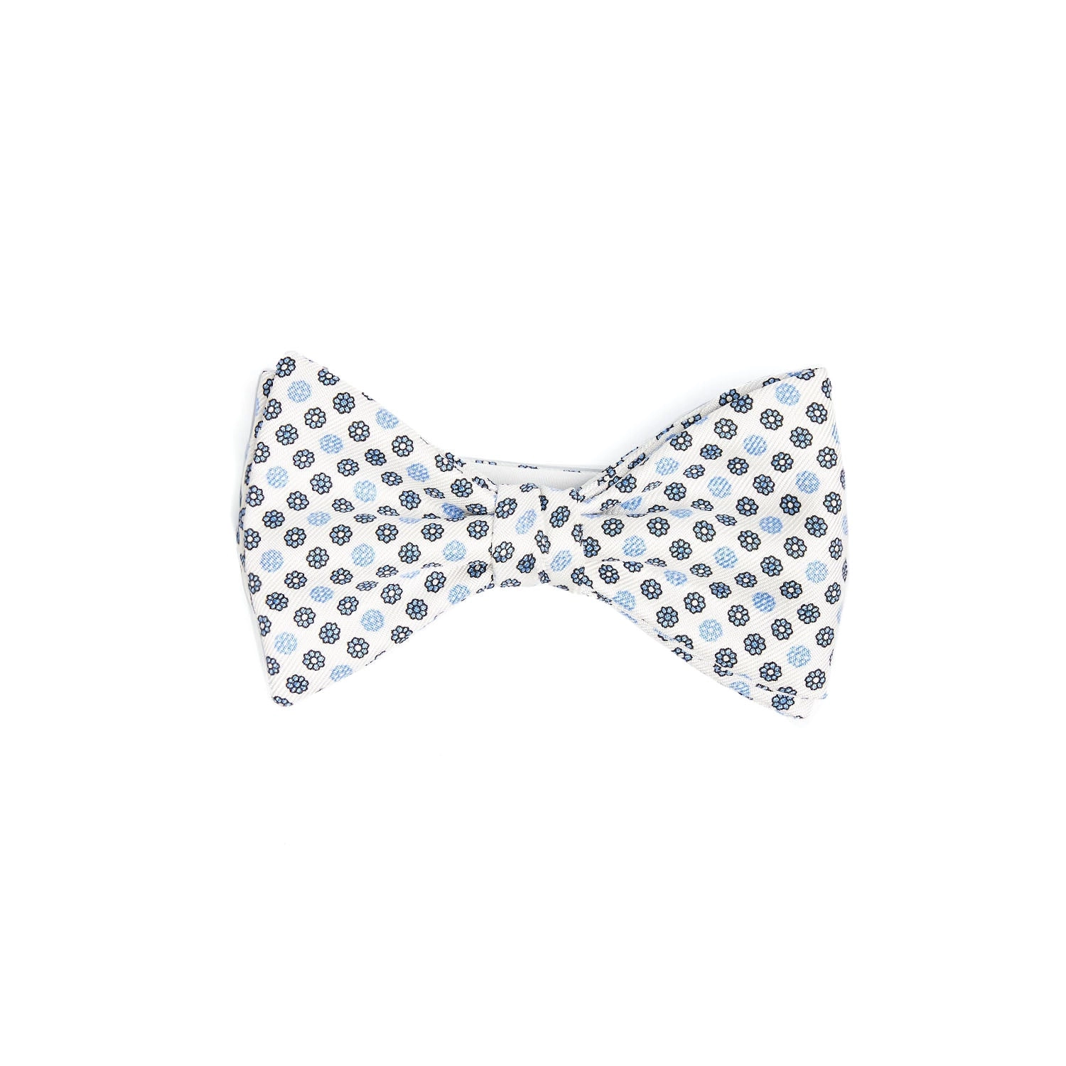 WHITE PRE-KNOTTED SILK BOWTIE