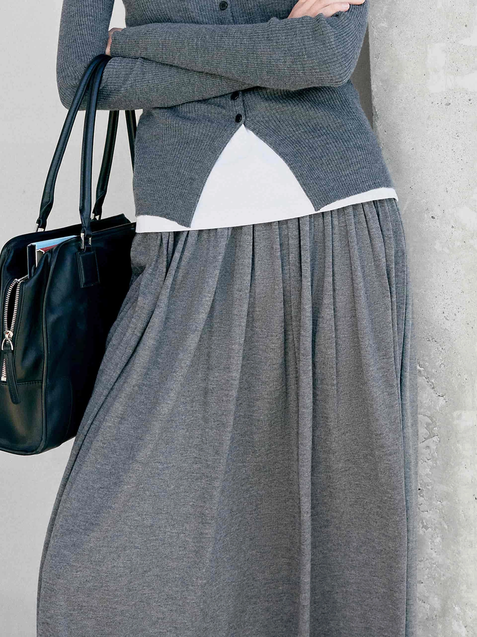 Wide Waist Pleated Skirt