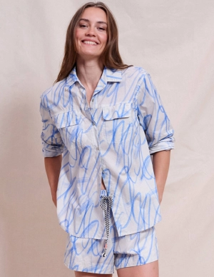 Women's Printed Safari Shirt & Printed Dolphin Short in Icicle