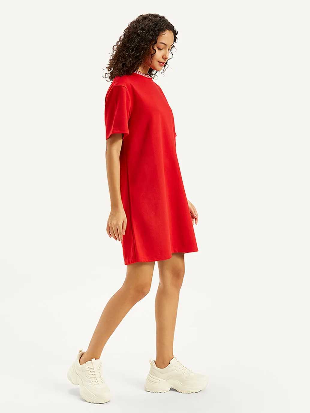 Women's Solid Red Crew Neck Dress